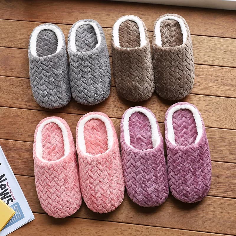 Soft, lightweight, anti-slip, comfortable indoor slides for autumn winter