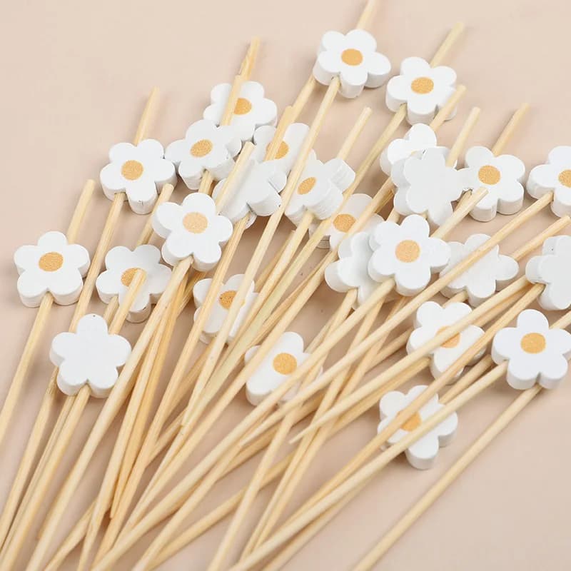 100Pcs Daisy Flower Bamboo Food Picks Disposable Dessert Fruit Forks Kids Birthday Party Wedding Supplies Baby Shower Decoration