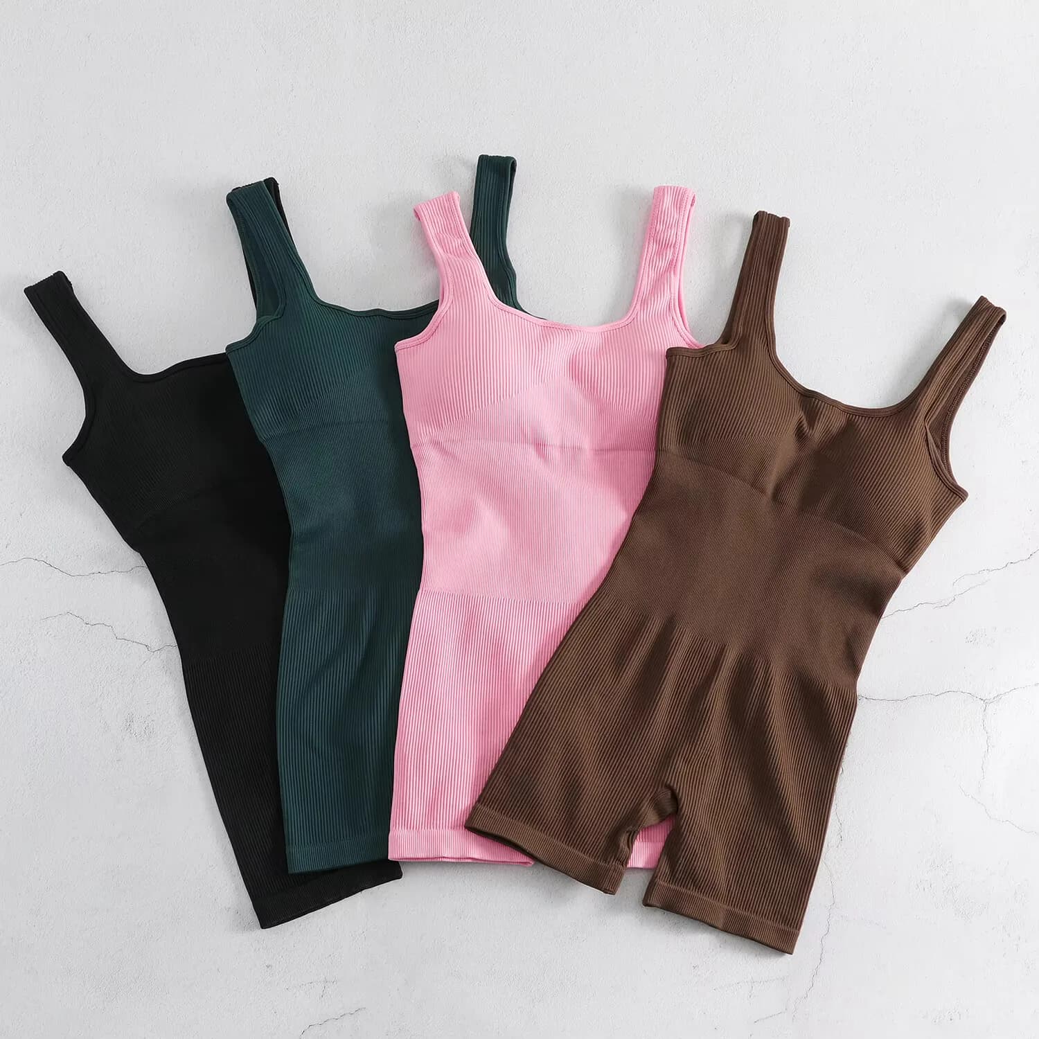 Body da Yoga Senza Cuciture con Pantaloncini e Spalline, Leotard Intero da Allenamento per Donne, Unitard a Vita Alta per Pilates