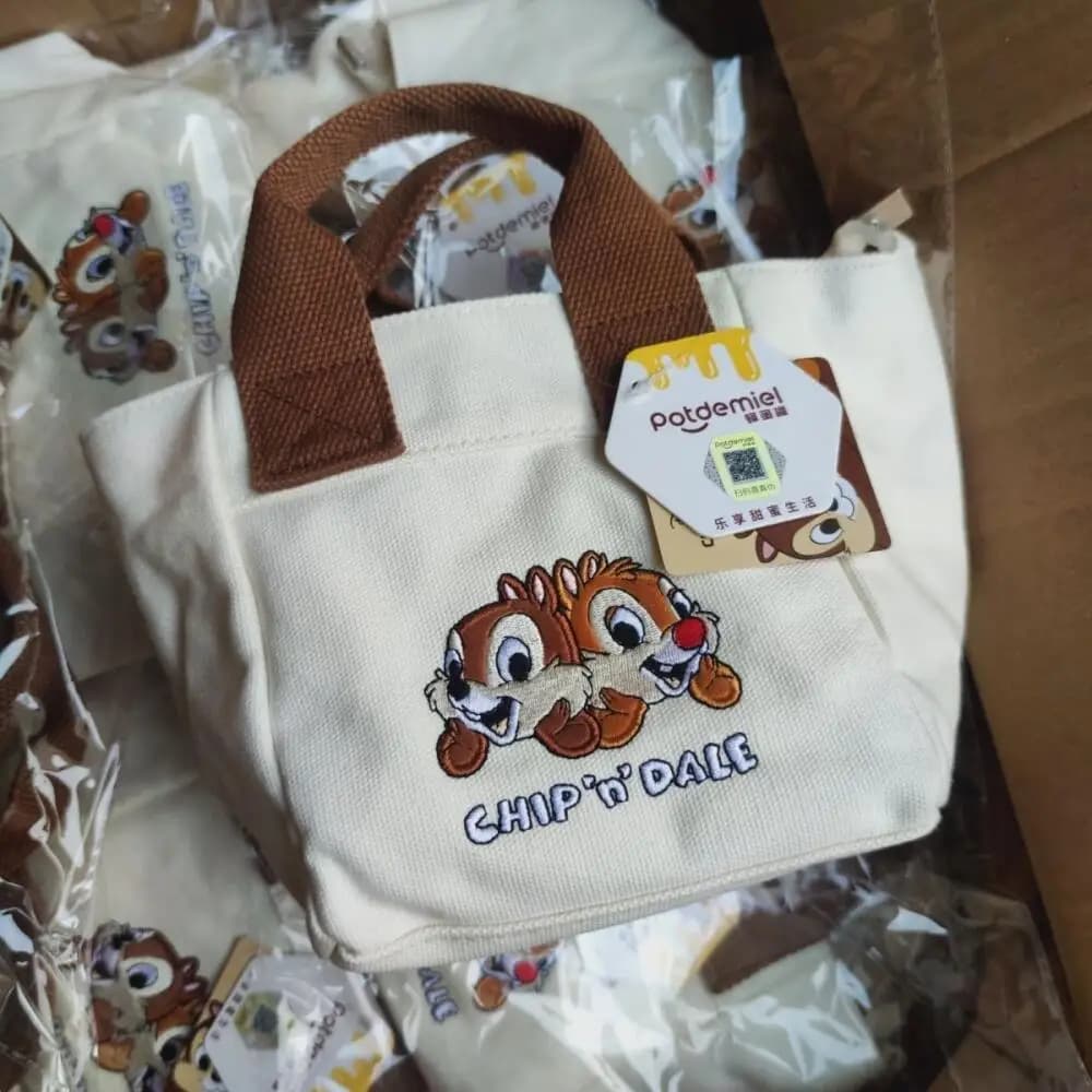 Borsa Quadrata Piccola in Tela Ricamata con Chip e Dale, Orso Lots-O'-Huggin' e Alieno, 26 cm, con Cerniera Singola, Regalo di Compleanno per Amici