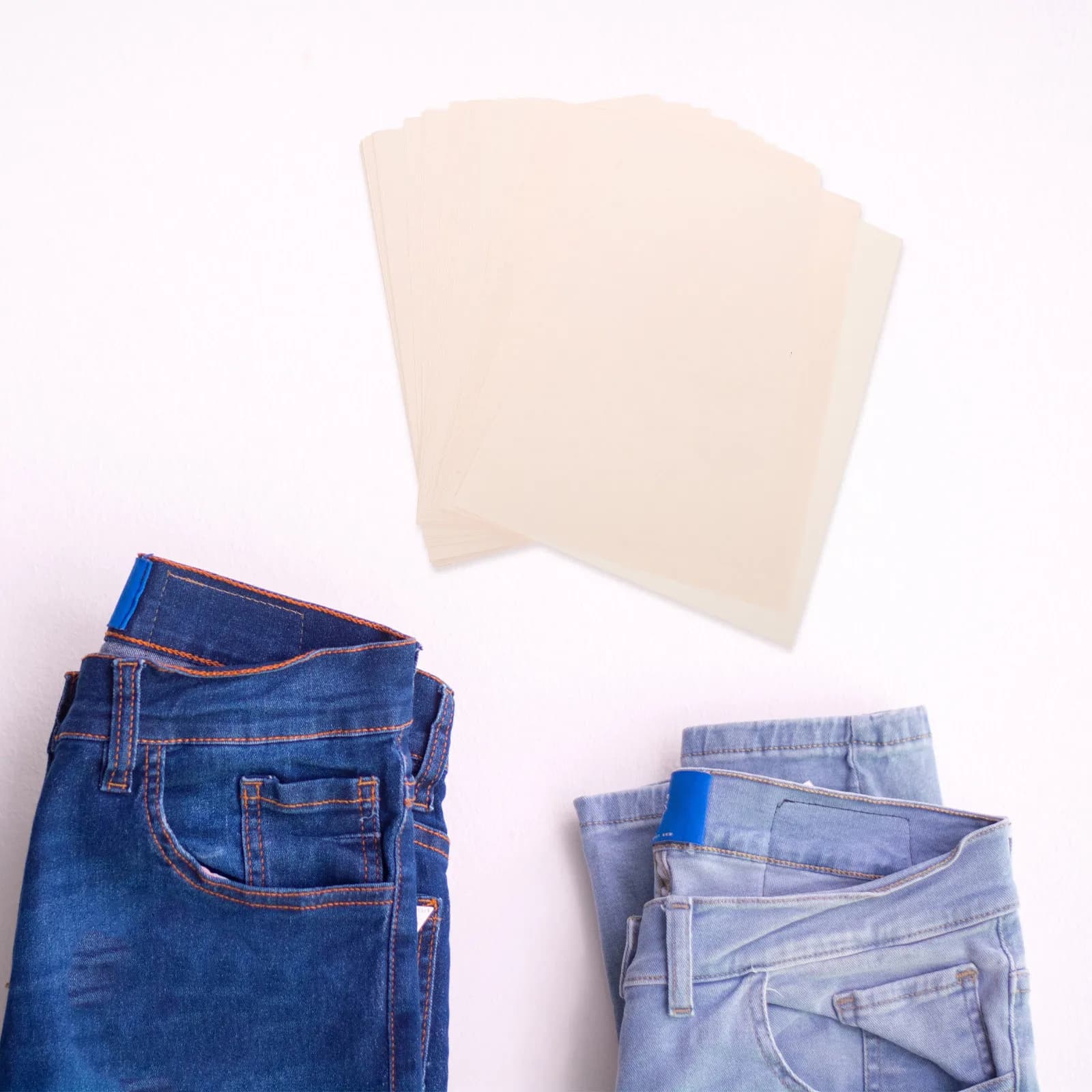 100 Fogli di Carta Transfer A4 per Stampa a Sublimazione con Pressa a Caldo, Personalizzazione Fai-da-Te su Tessuti Misto Cotone