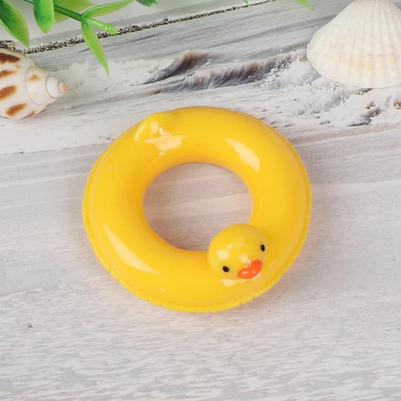 1:6 1:12 Casa delle bambole in miniatura Anatra gialla Vita Anello da nuoto per la bambola Decorazione della casa delle bambole 4.5 cm * 2 cm Bambini Giochi di imitazione Giocattoli