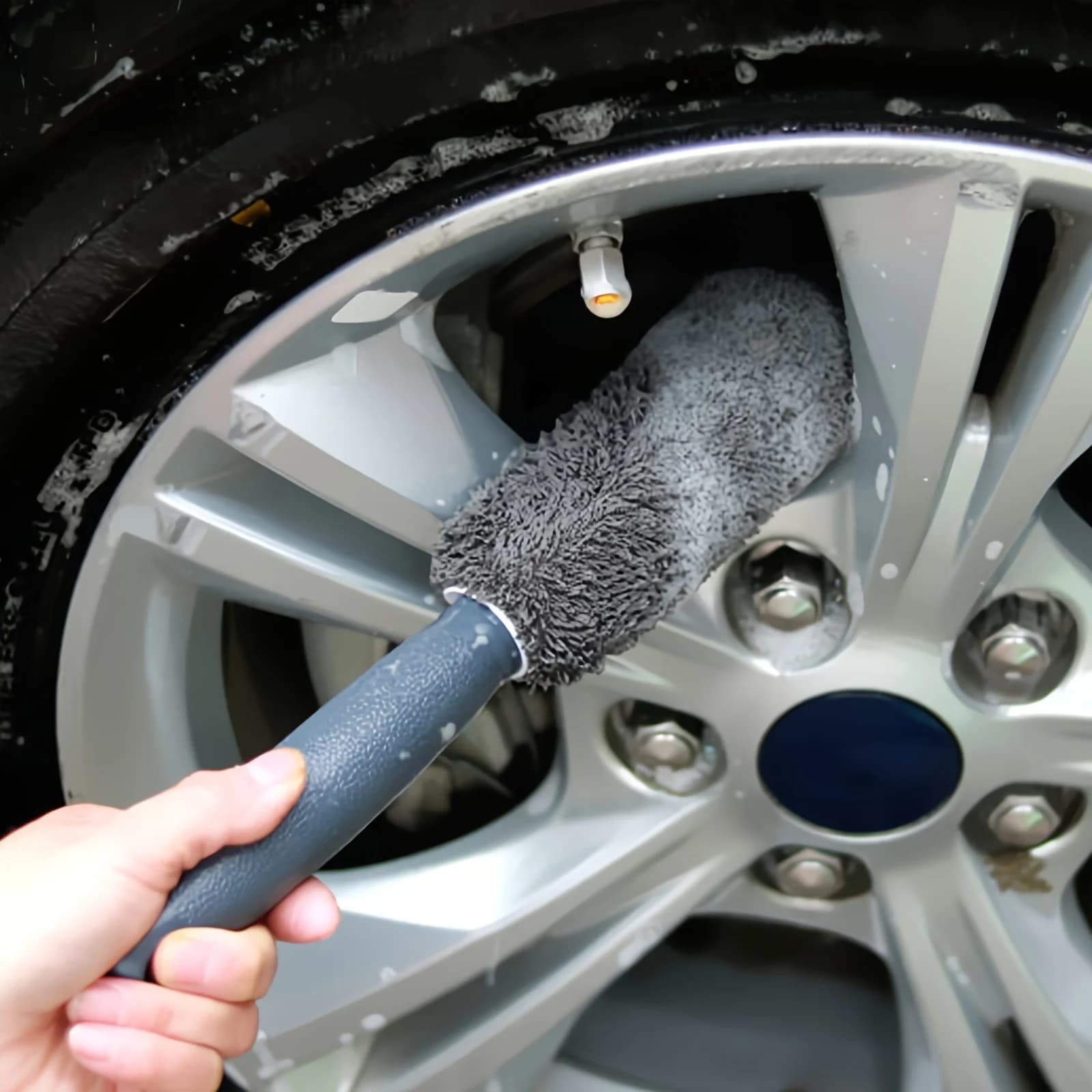 Microfiber car tire brush - Wheel hub cleaner and rim - Perfect for maintenance, details and cleaning of the car