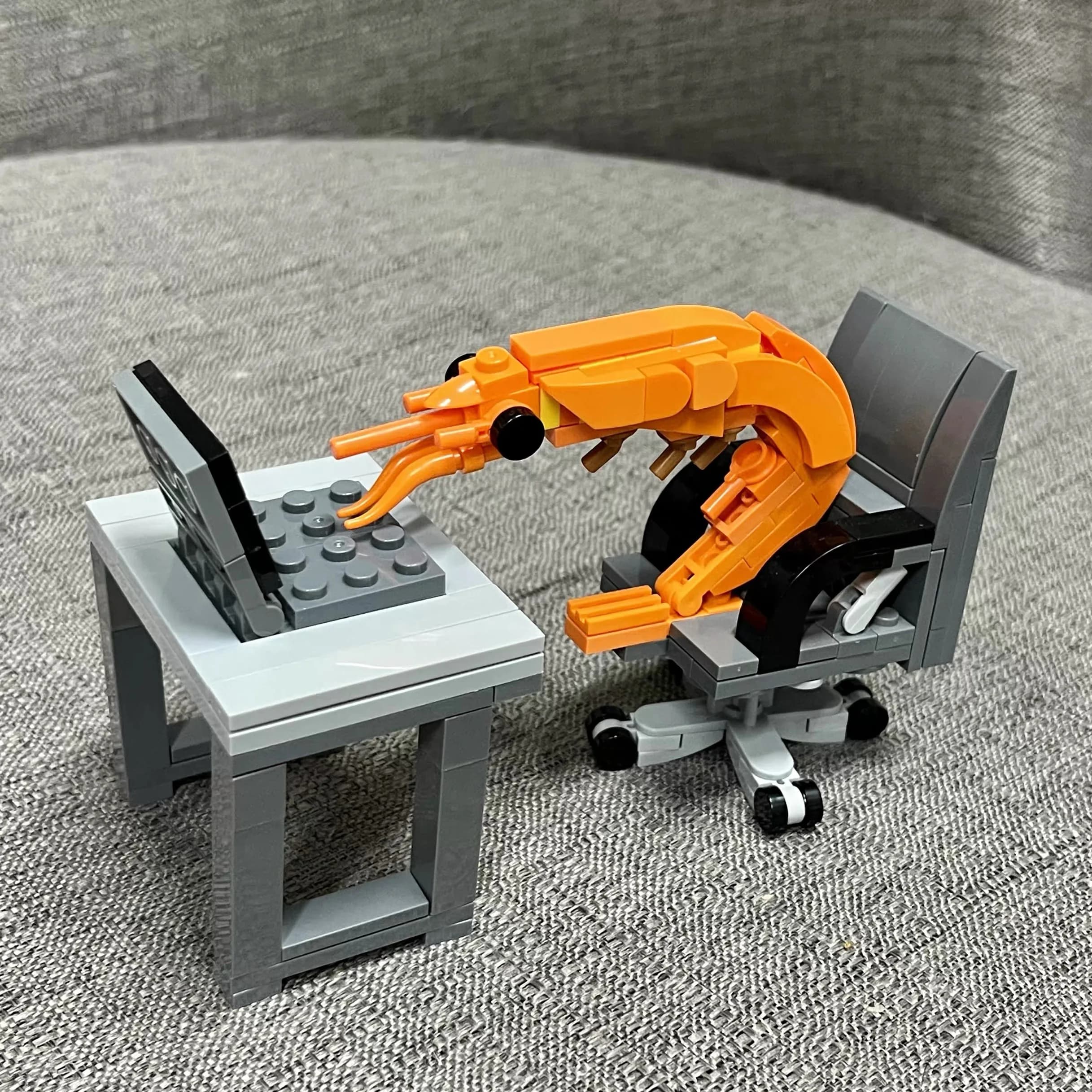 Figurine shrimp model MOC Building Block, puzzle assembly, random mixing of boys and girls, creative parodies of Internet celebrities