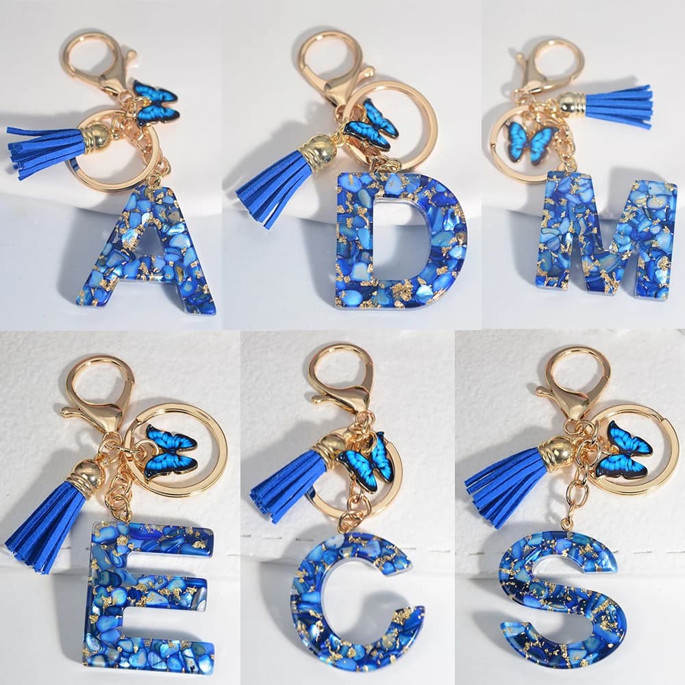 Keychain with initial letter of the blue alphabet Pretty butterflies Resin key ring Backpack Car key Pendant Woman Daily Use