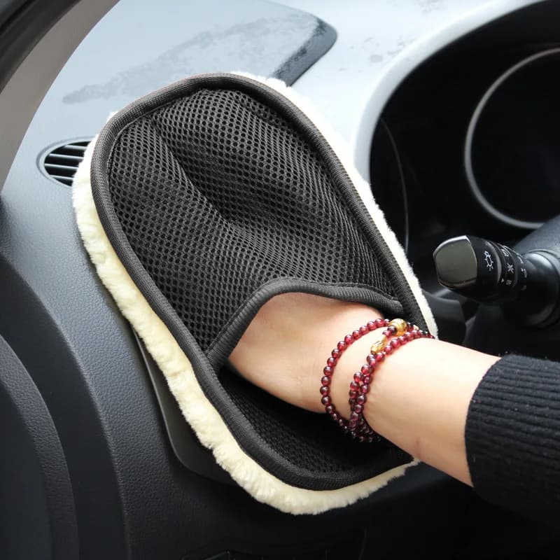 Soft Wool Car Washing Gloves for Styling Car Brush For Cleaning Products For Care of Motorcycle Washer Gloves for Car Washer in Footwear