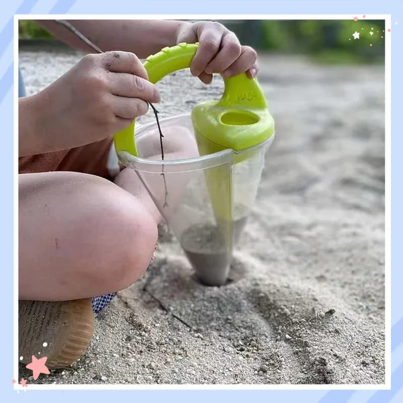 Giocattolo per la sabbia Haba Beach Funnel, strumento per giocare con la sabbia all'aperto in plastica trasparente portatile con impugnatura antiscivolo per giochi in spiaggia e in giardino