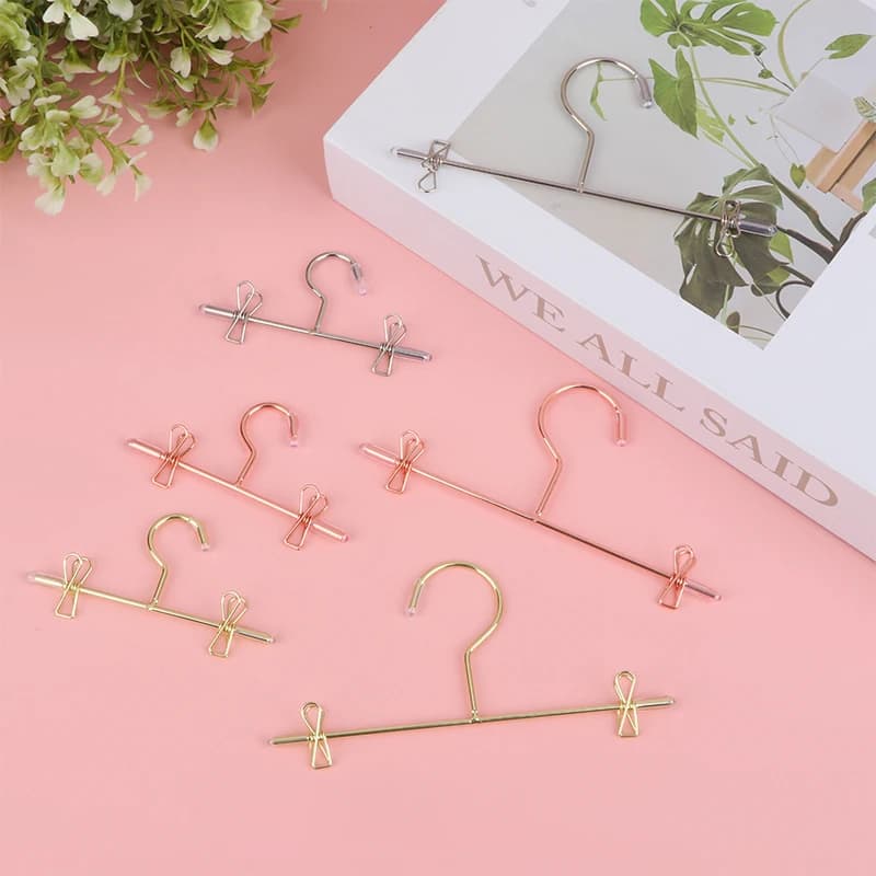 Miniature Metal Clothes Hanger for Doll House Clips for Trousers Socket Clips for Doll Dresses Accessories for Gift Toy