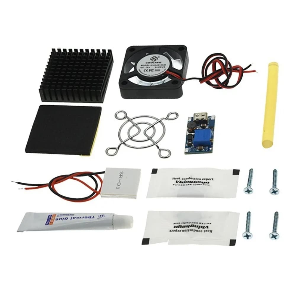 SR-01 Frigorifero di raffreddamento per telefono cellulare fai-da-te, chip di raffreddamento a semiconduttore, dispositivo di raffreddamento per tablet silenzioso, 5 V 40 * 40 mm