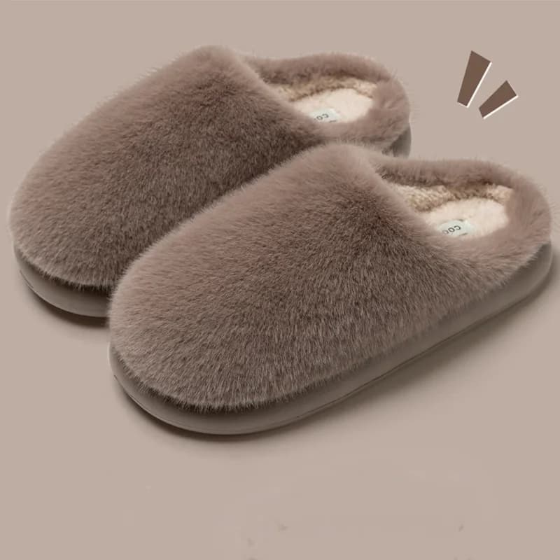 Women's Winter Slippers in synthetic fur, home shoes in non-slip cotton with plush tip, soft and cosy interior slides with thick sole
