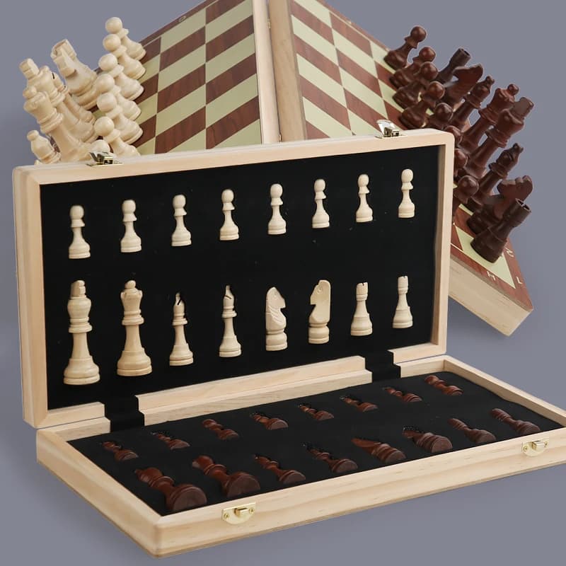 Set di scacchi pieghevole magnetico Gioco di scacchi in legno di alta qualità Gioco da tavolo pieghevole per pensiero strategico di dimensioni grandi/piccole per la festa
