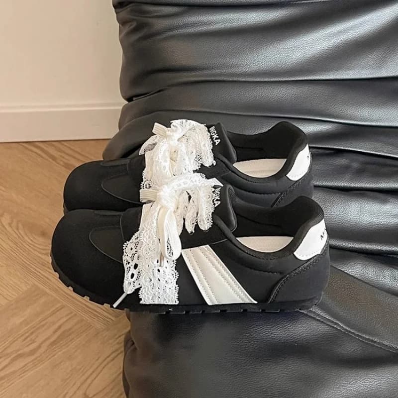 Women's ballet style sneakers – Flat casual shoes with lace bow, breathable black sneakers for spring summer, versatile and trendy shoes