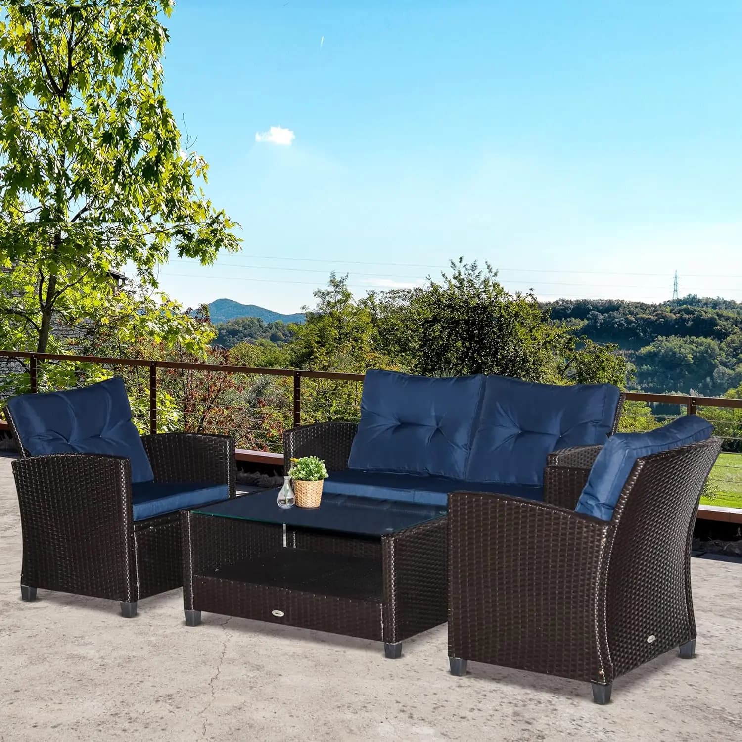 Set of 4-piece garden furniture with cushions, conversational chairs in rattan PE wicker with two-tier coffee table for the courtyard