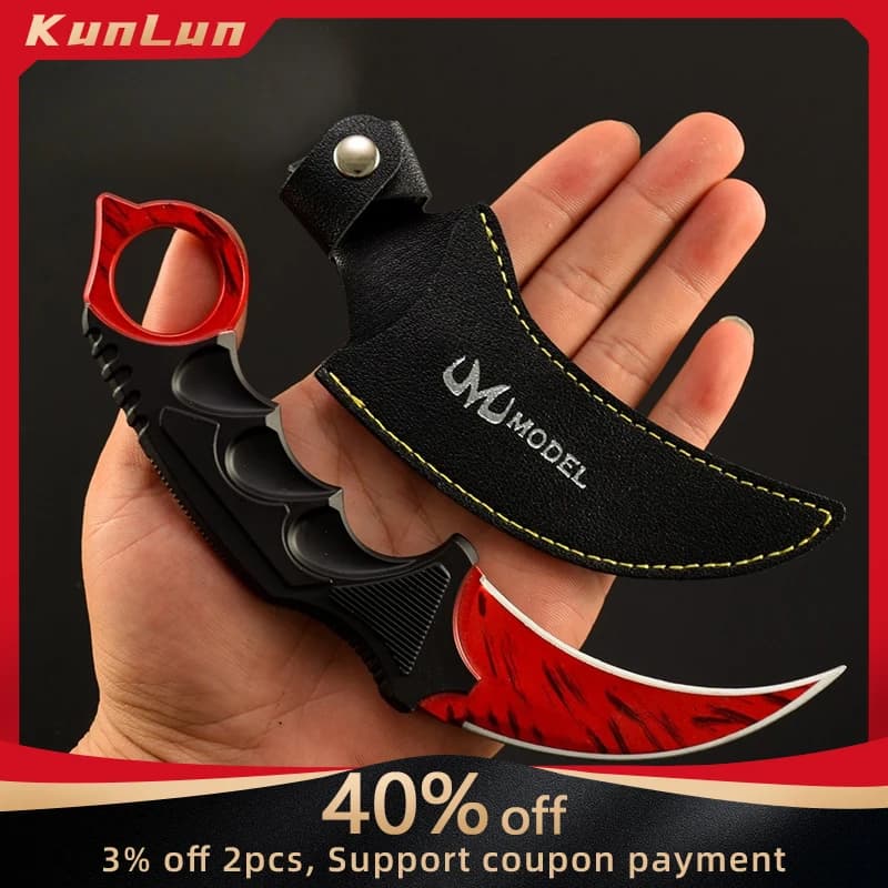 20 CM Go Go Periferiche di gioco Coltello ad artiglio Modello di arma artigianale in metallo Ornamento da scrivania da collezione Regalo di compleanno creativo per gli amici