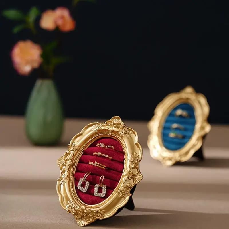 Espositore Vintage per Anelli in Oro, Organizzatore in Velluto, Design Barocco, Vassoio in Camoscio per Orecchini, Porta Anelli, Espositore Squisito per Gioielli