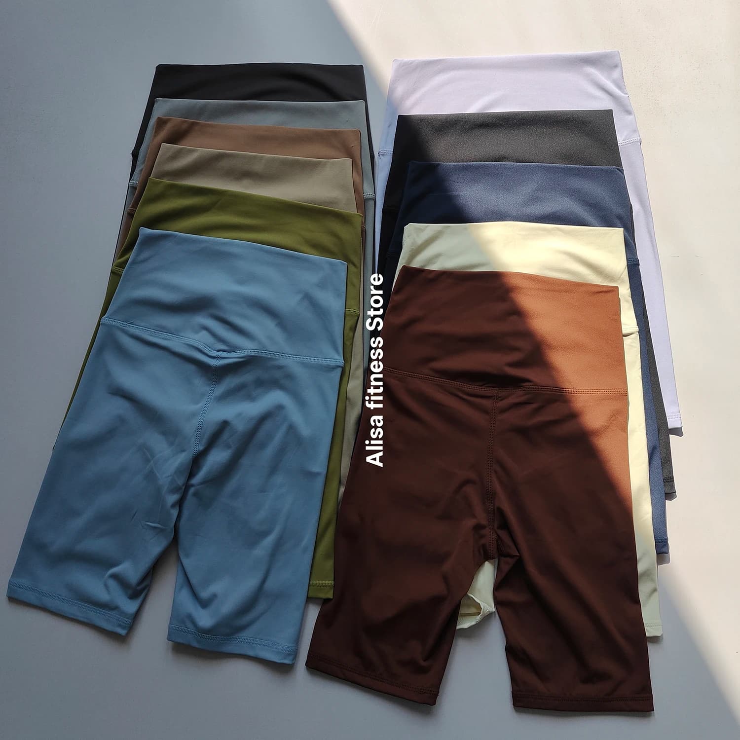 Pantaloncini Yoga Donna a Vita Alta Traspiranti Elastici per Palestra Sport Corsa Fitness - Leggings Corti Effetto Nudo di Alta Qualità