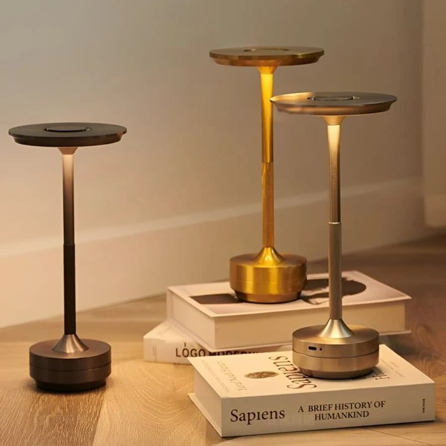 Lampada da tavolo senza fili Lampada da notte retrò ricaricabile dimmerabile Lampada touch portatile per patio esterno Bar Ristorante Camera da letto Comodino