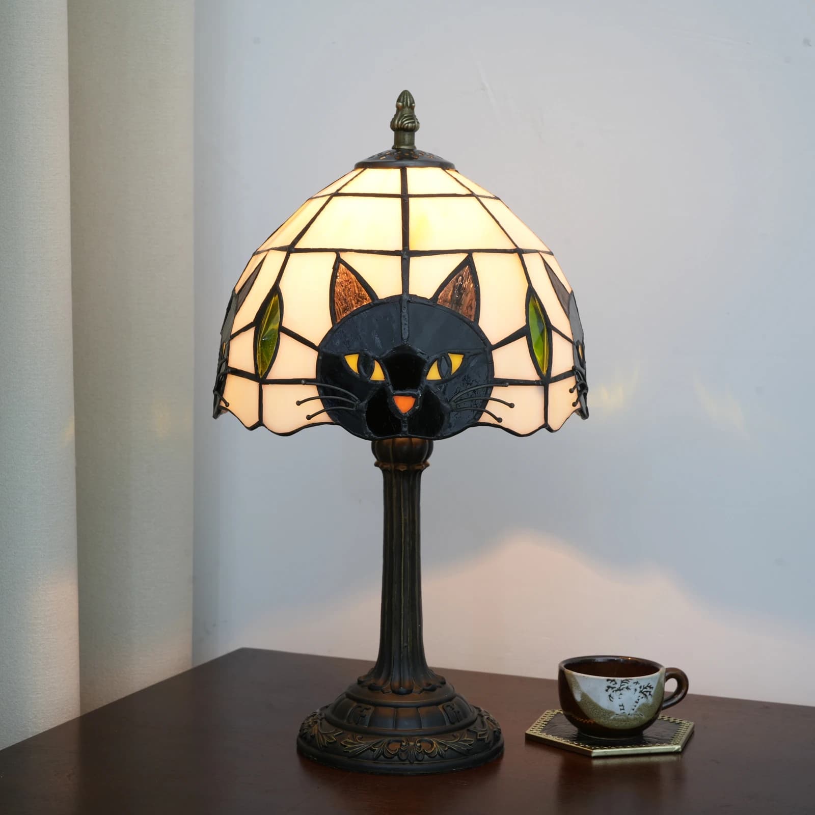 Lampada da tavolo gatto nero per l'arredamento del comodino della camera da letto, lampada da comodino per la scuola materna degli animali per la sala studio dei bambini, lampada da scrivania carina per la stanza delle ragazze