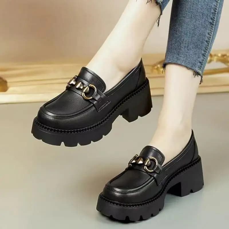 New Moccasins with Women's thick sole, Vintage style with Metallic buckle, Big heel, Leather Soft Shoes, Elegant British Style, Casual and Comfortable