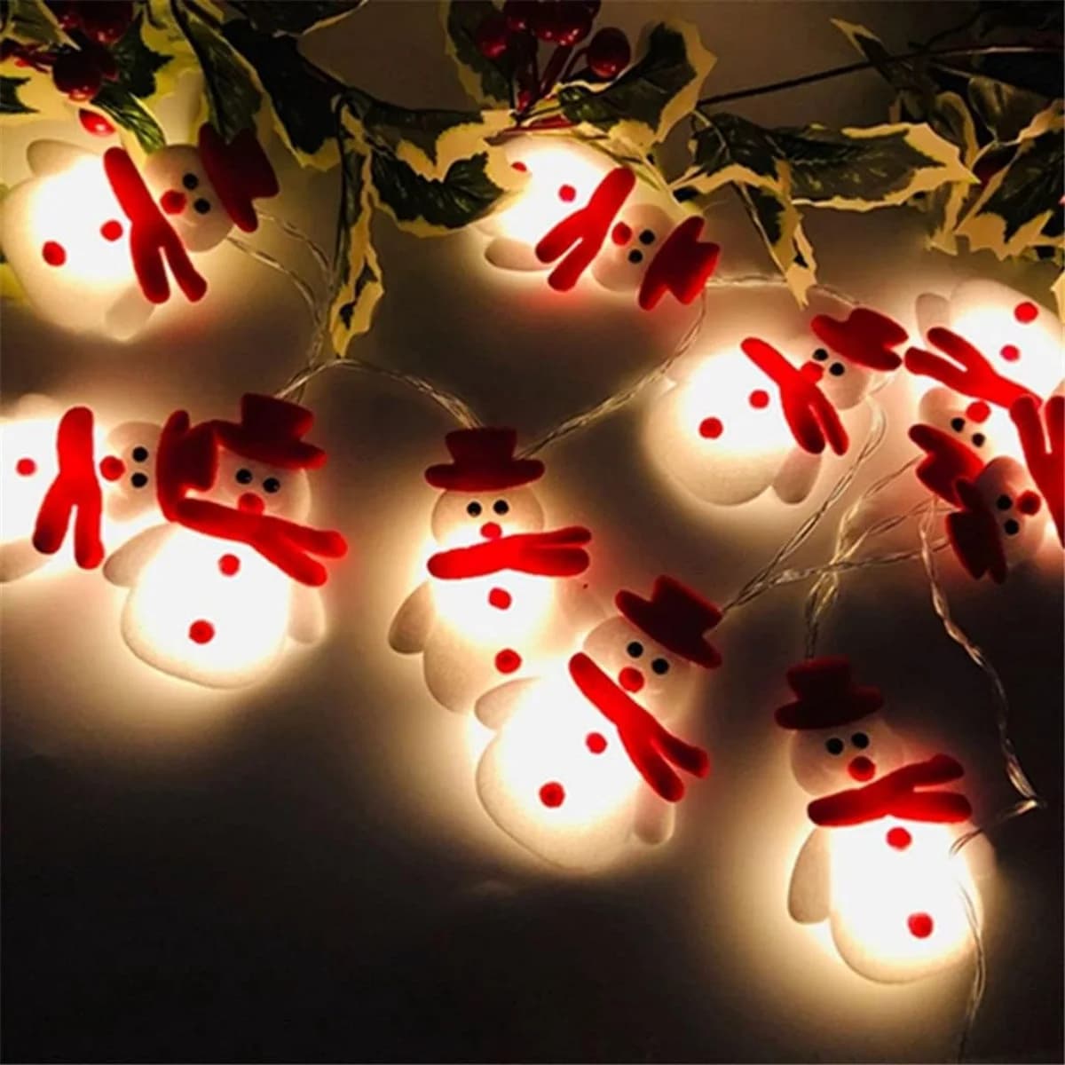 Luci natalizie a forma di pupazzo di neve alimentate a batteria, lucine a LED in peluche corto per regalo di decorazioni per matrimoni, feste in giardino domestico