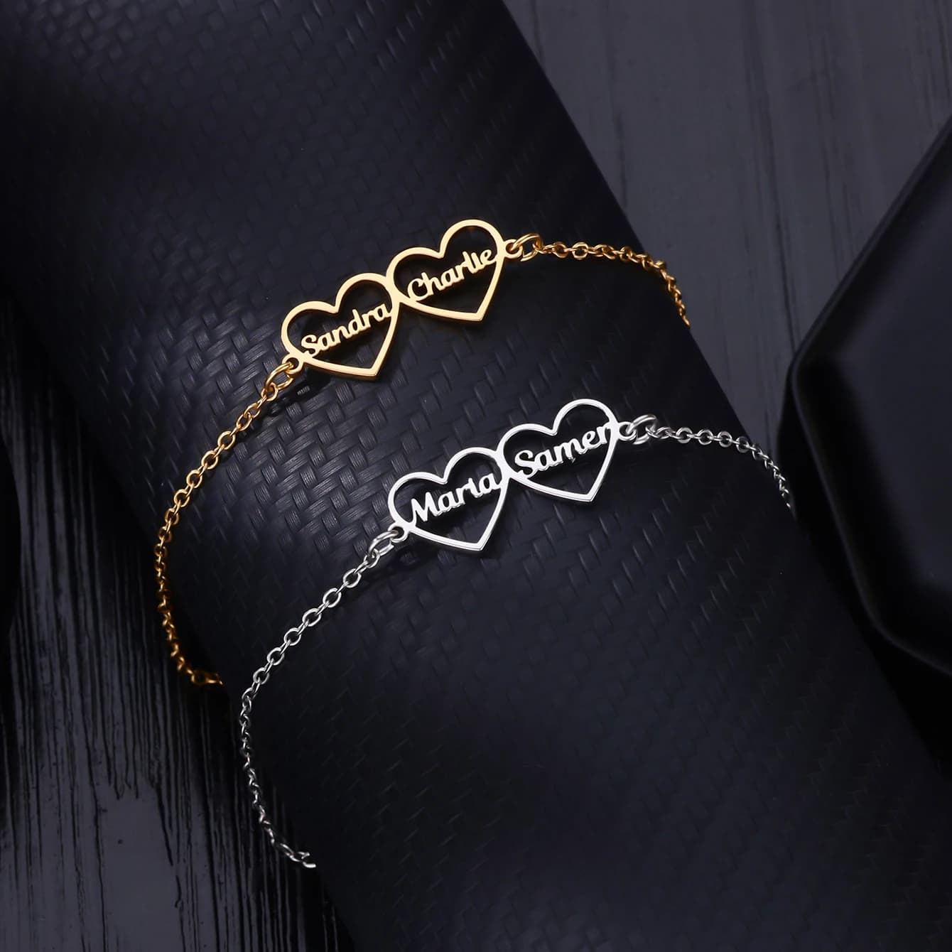 Braccialetti personalizzati con doppi cuori e due nomi per donna Bracciale personalizzato in acciaio inossidabile Regalo di gioielli con catena da polso personalizzata