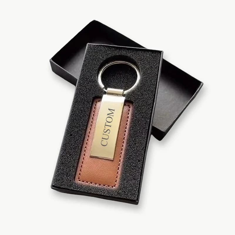 High Quality Leather Keyring with LOGO and Custom Text for Cars, Laser Engraving, New Keyring for Companies, Families, Innamorate Gifts, Women and Men