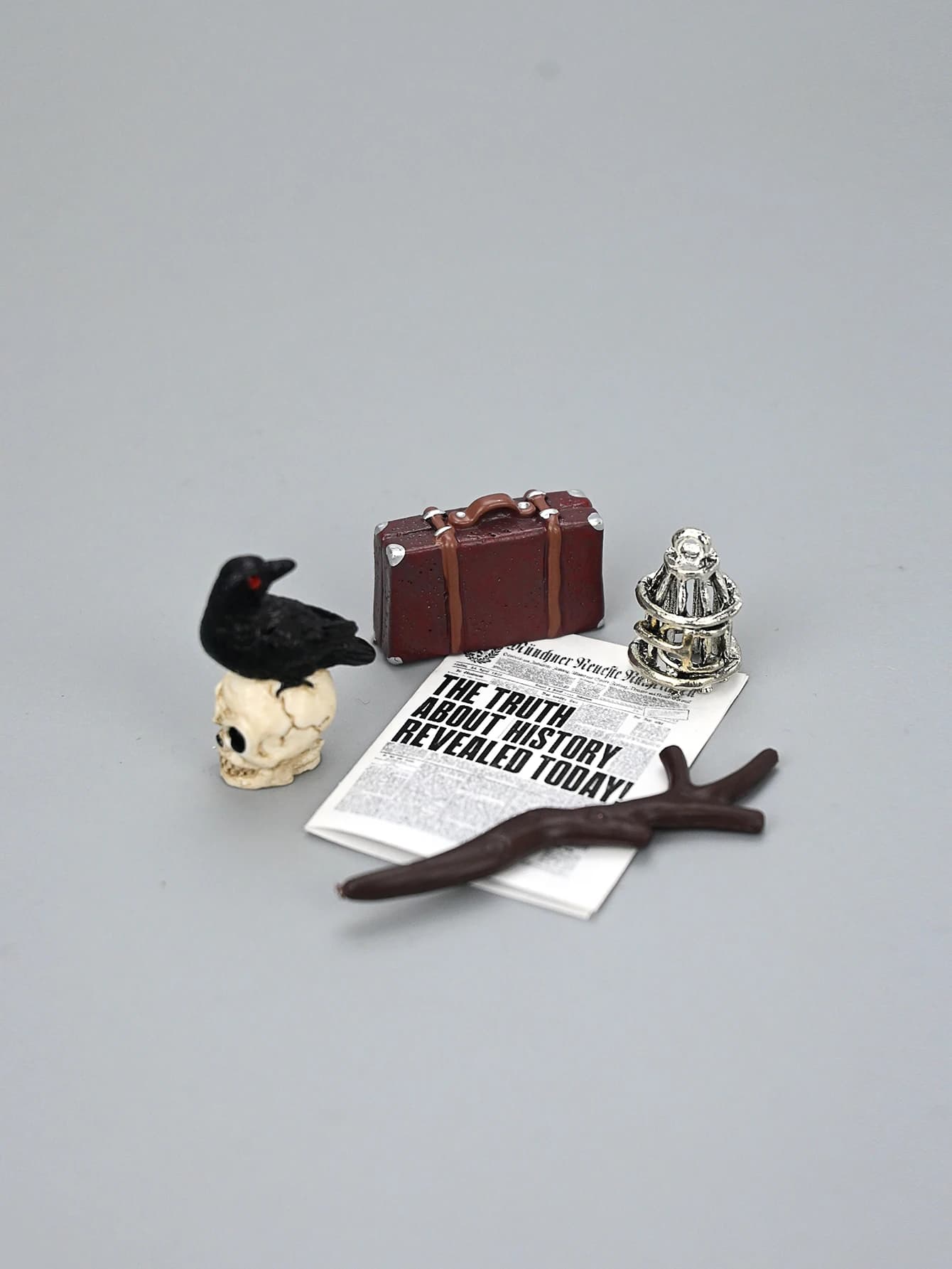 Miniature Academy Luggage Scene Decorations, Easter Gifts, Dollhouse Model House Decorations, Model House Accessories, Photography Props, Micro Landscape Decorations, Miniatures Decorations, Small Gifts, Giveaways, Home Decorations