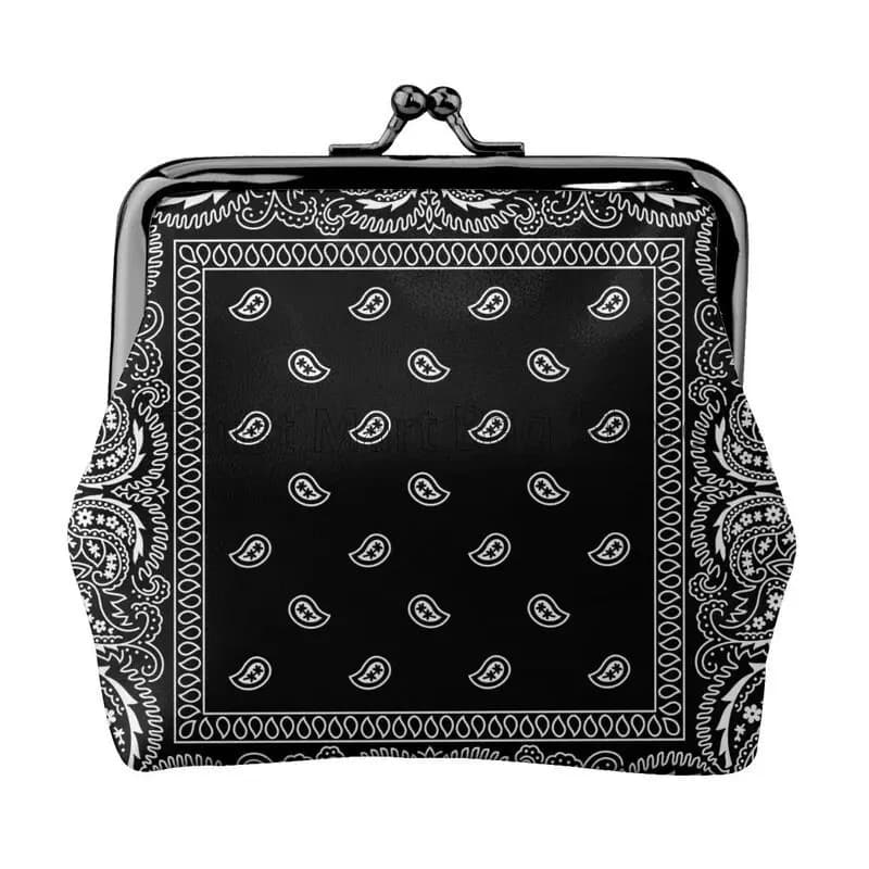 Scarf with black paisley edge colored Mini white leather coin holder with kiss closure Wallet with buckle