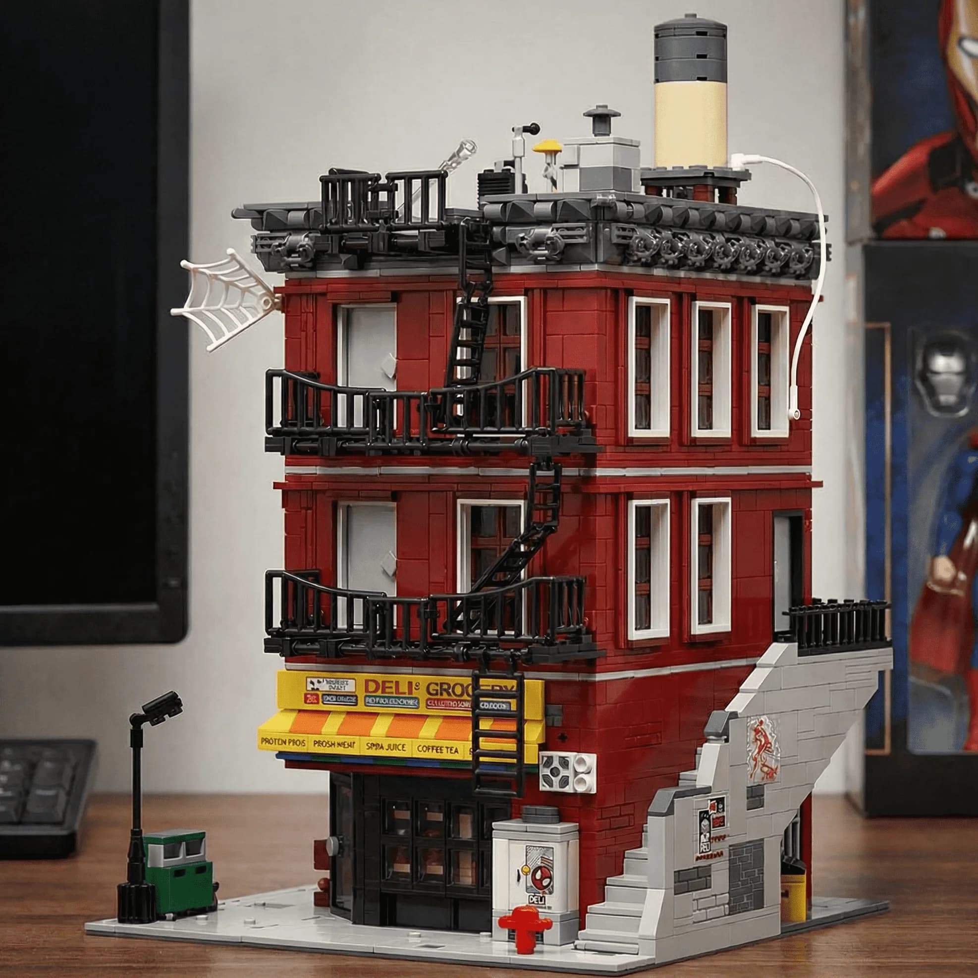 Spider Deli Apartment Building Blocks with 11 Characters, Movie Heroes, City Classic Modular Model, Creative Assembly Kit, Gift, 3559 Pieces