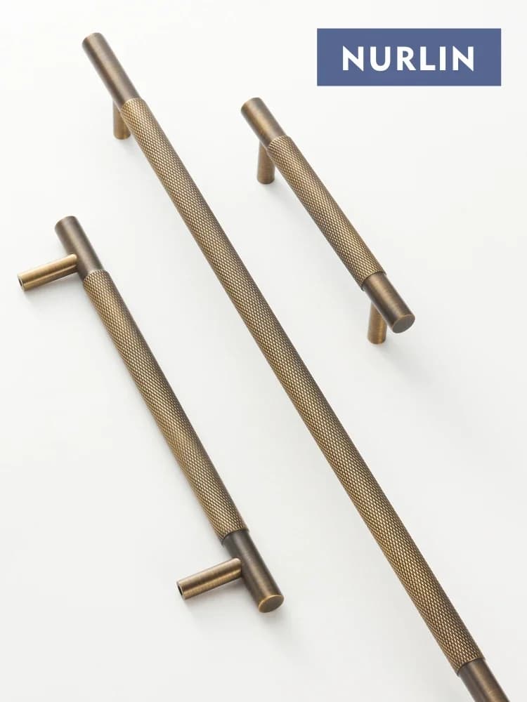 Nurlin Maniglie per mobili da cucina in ottone massiccio con taglio a diamante, modello zigrinato a croce, pomelli per guardaroba con barra a T