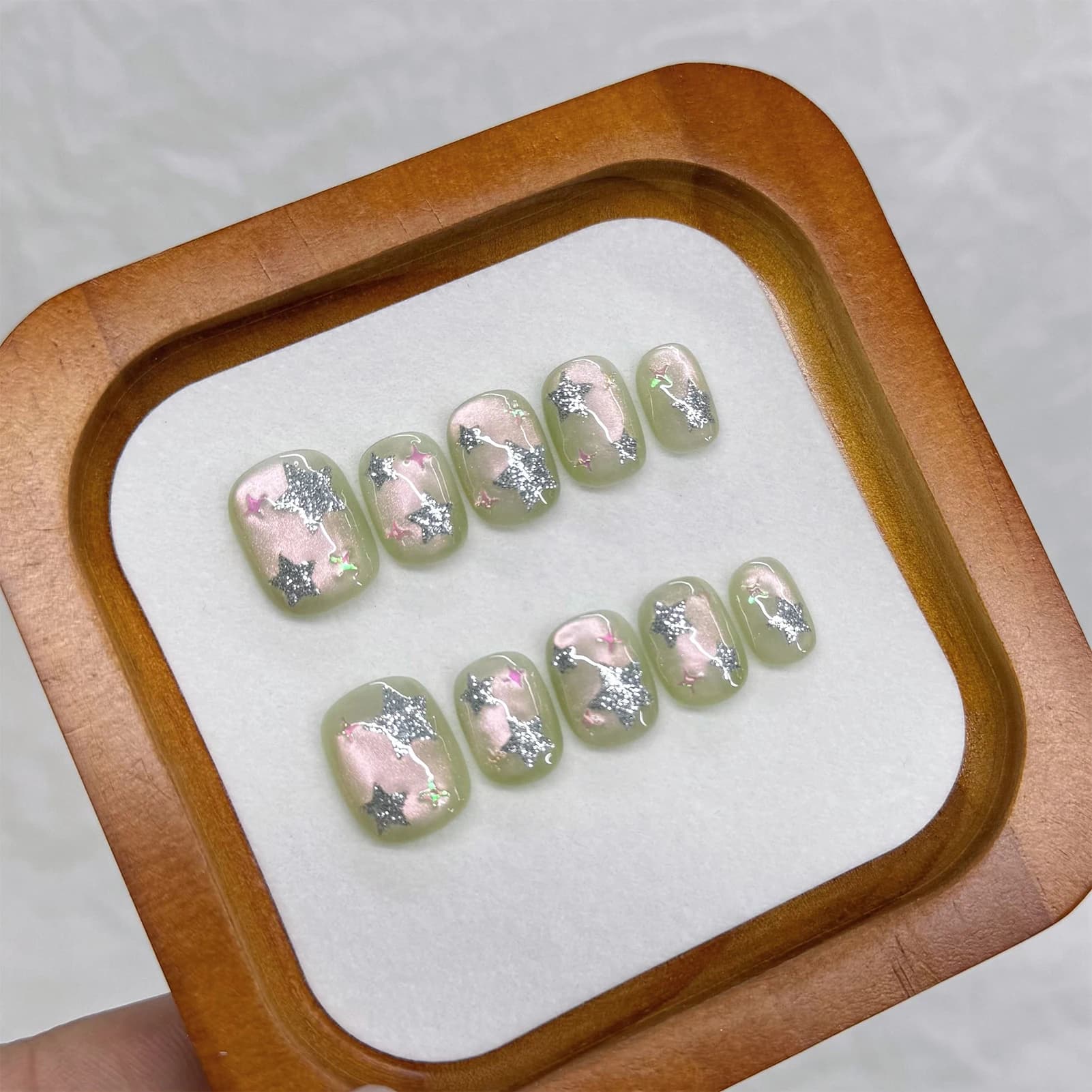 10 pieces of handmade fake nails with cat eye glass beads, with glittered star designs, removable and detachable, fashionable fake nails, square shape