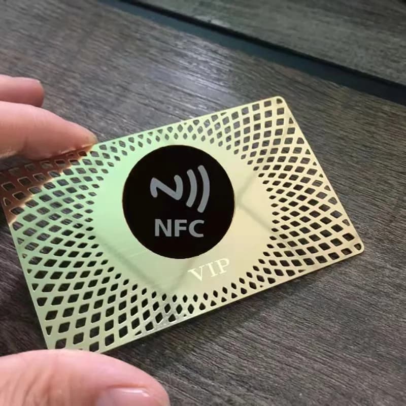Personalizzato. Vendita diretta in fabbrica Biglietto da visita in metallo NFC Biglietto da visita in metallo NFC Shenzhen NFC