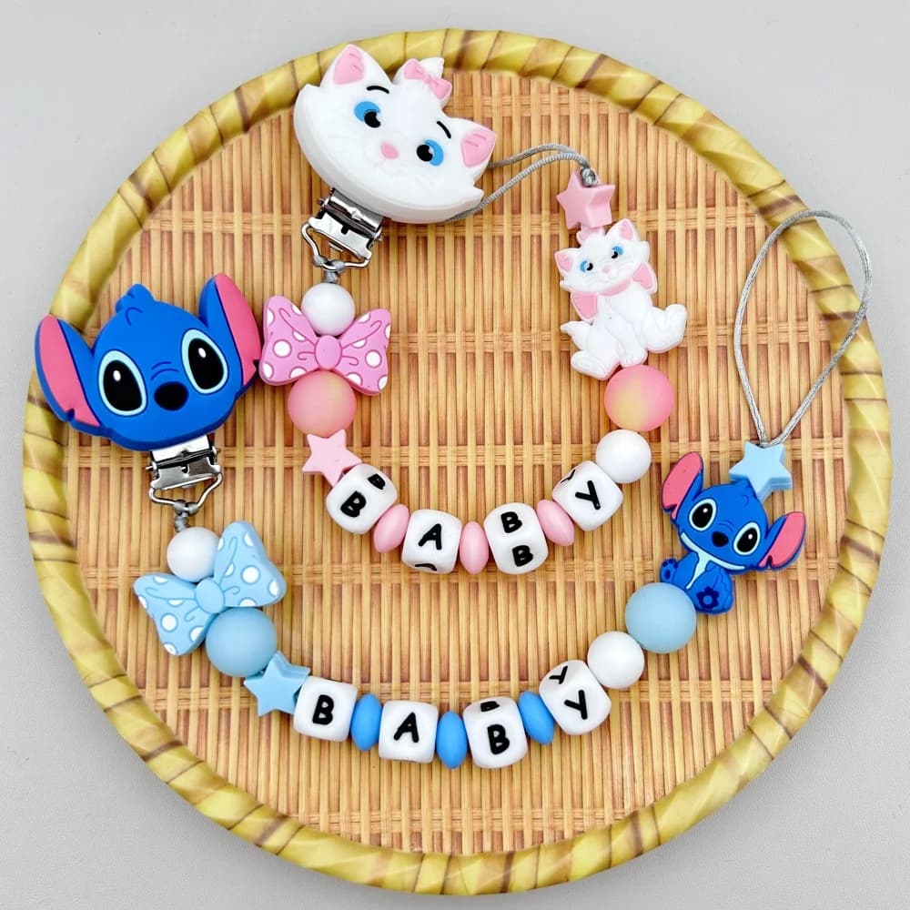 Lettere personalizzate Nome Cartone animato per bambini Perline in silicone Ciondolo Clip per ciuccio Catene Porta massaggiagengive Giocattolo Kawaii per bambini Regali per bambini