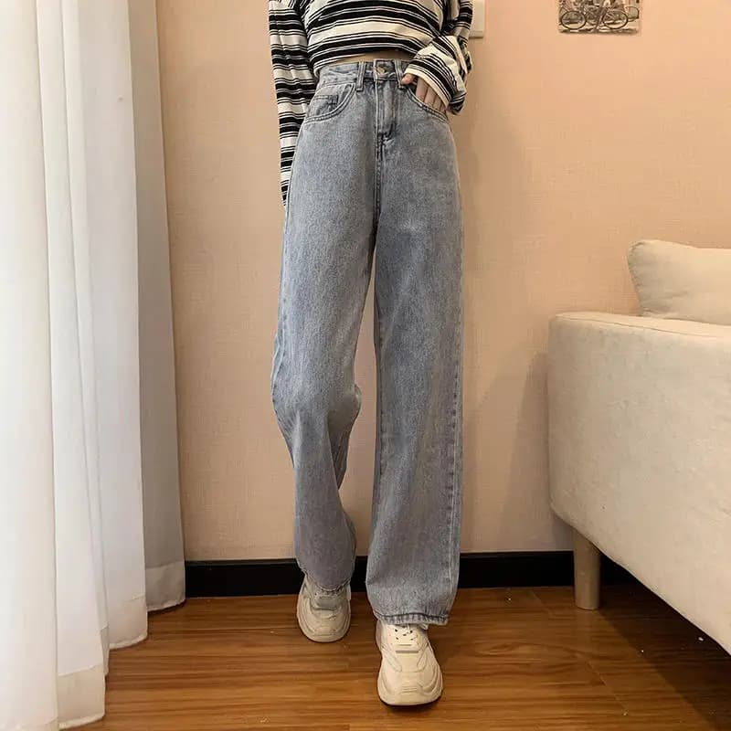 Women's high waisted jeans, strong sizes, spring, dad style, wide fit, straight cut, denim, trend