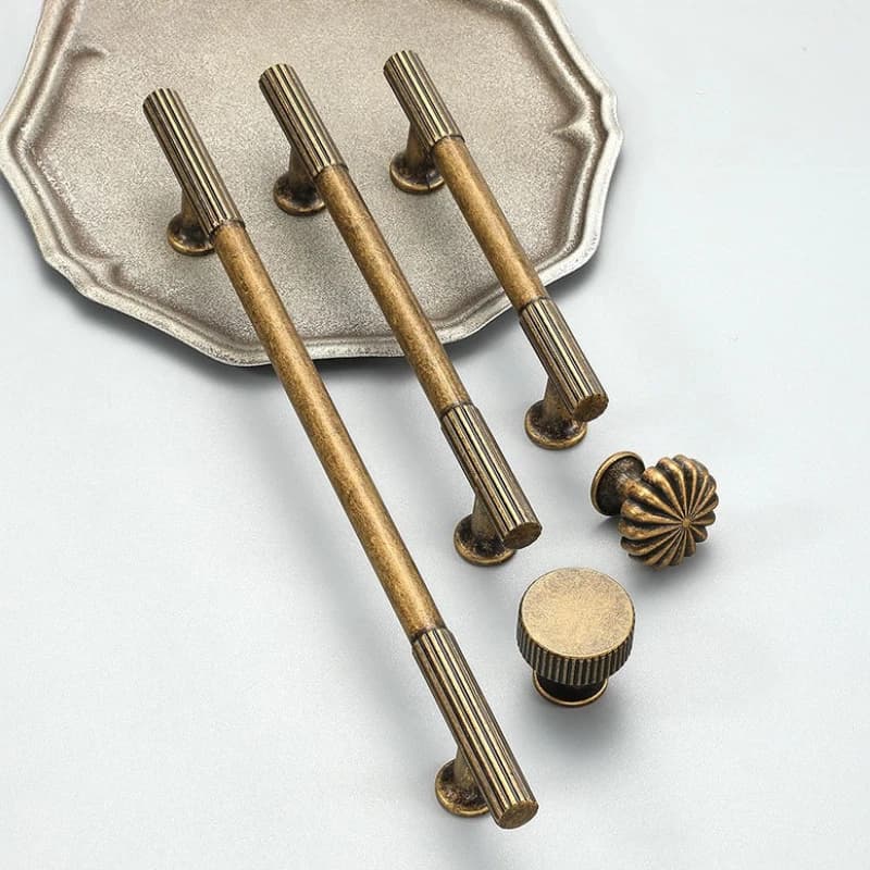 Manopole per armadietti, cassettiere, cassettiere, armadietti, maniglie per mobili zigrinate antiche, maniglie moderne rotonde lunghe
