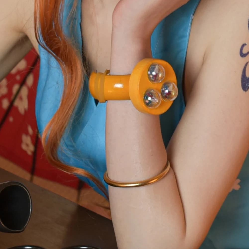 Anime Nami Cosplay Wooden Bracelet Nami Cos Pointer Watch Prop Bracelet for Women Halloween Carnival Role Game Party Gifts Costume