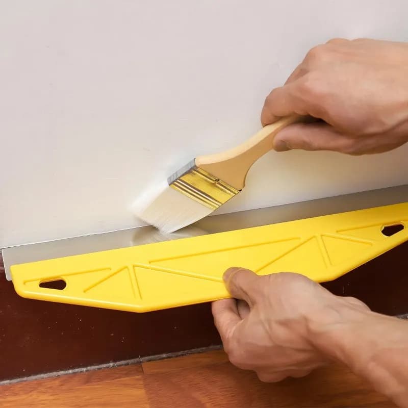 12 inch plastic painting protection board, durable wall painting tool, suitable for precise finishing and wallpaper cutting.