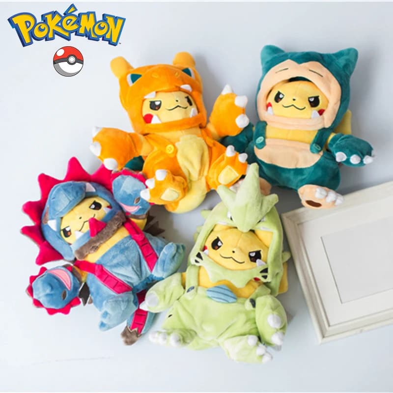 Pokemon Peluche Bambola Cos Eevee Pikachu Cosplay Giocattoli di Peluche Pikachu Peluche Garchomp Tyranitar Lucario Rayquaza Peluche Giocattolo