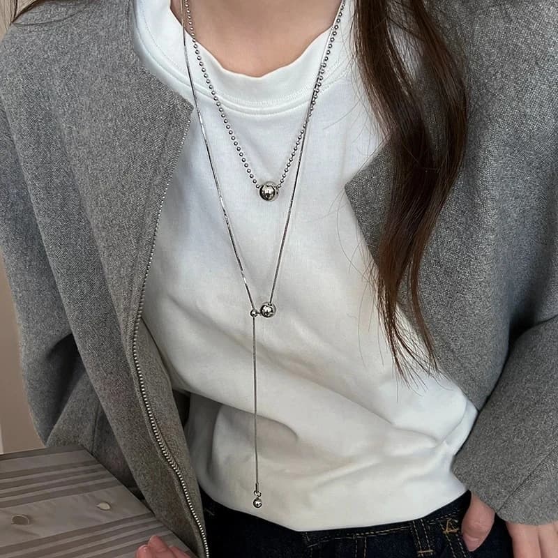 LATS Personalità Collana con ciondolo a sfera in rilievo in acciaio inossidabile per donna Gioielli girocolli Hip Hop Rock a doppio strato color argento