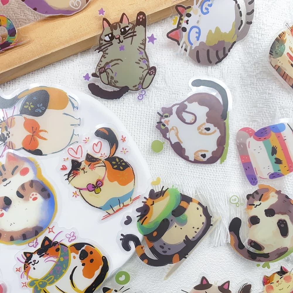 50 pezzi di cartoni animati simpatici gatti adesivi PET decalcomanie per telefono laptop notebook skateboard chitarra adesivi estetici trasparenti fai da te