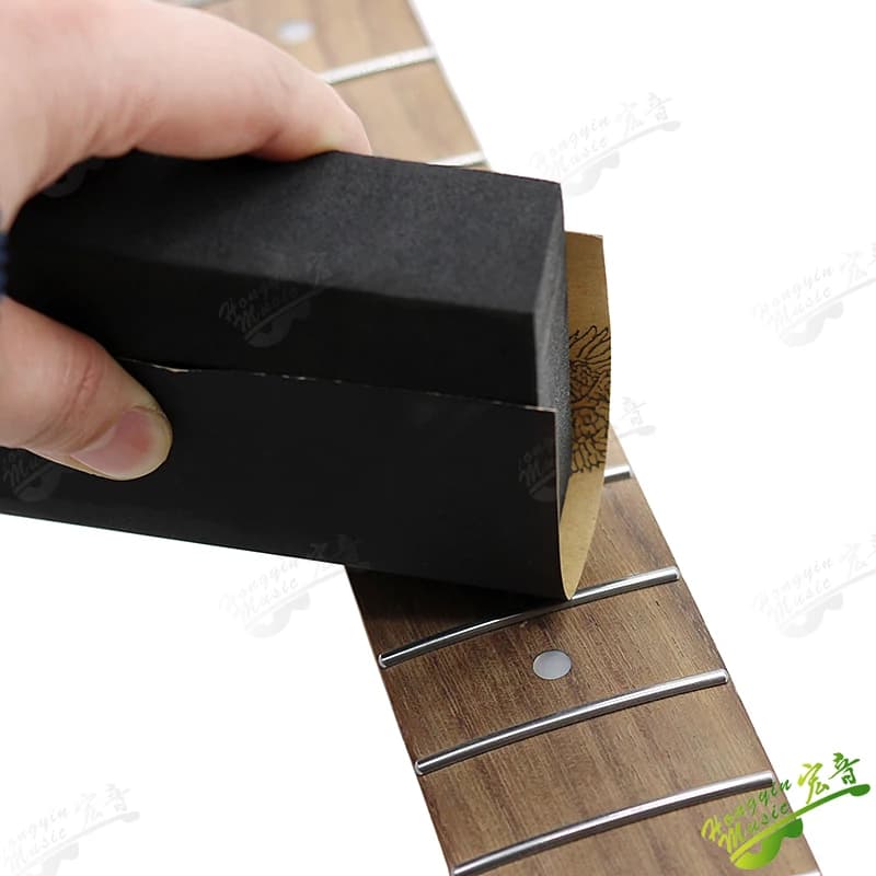 Strumento per la produzione di strumenti per chitarra Blocco di levigatura flessibile Spugna ad alta densità con carta vetrata Spugna resiliente per pressa per levigatura HUATOOL