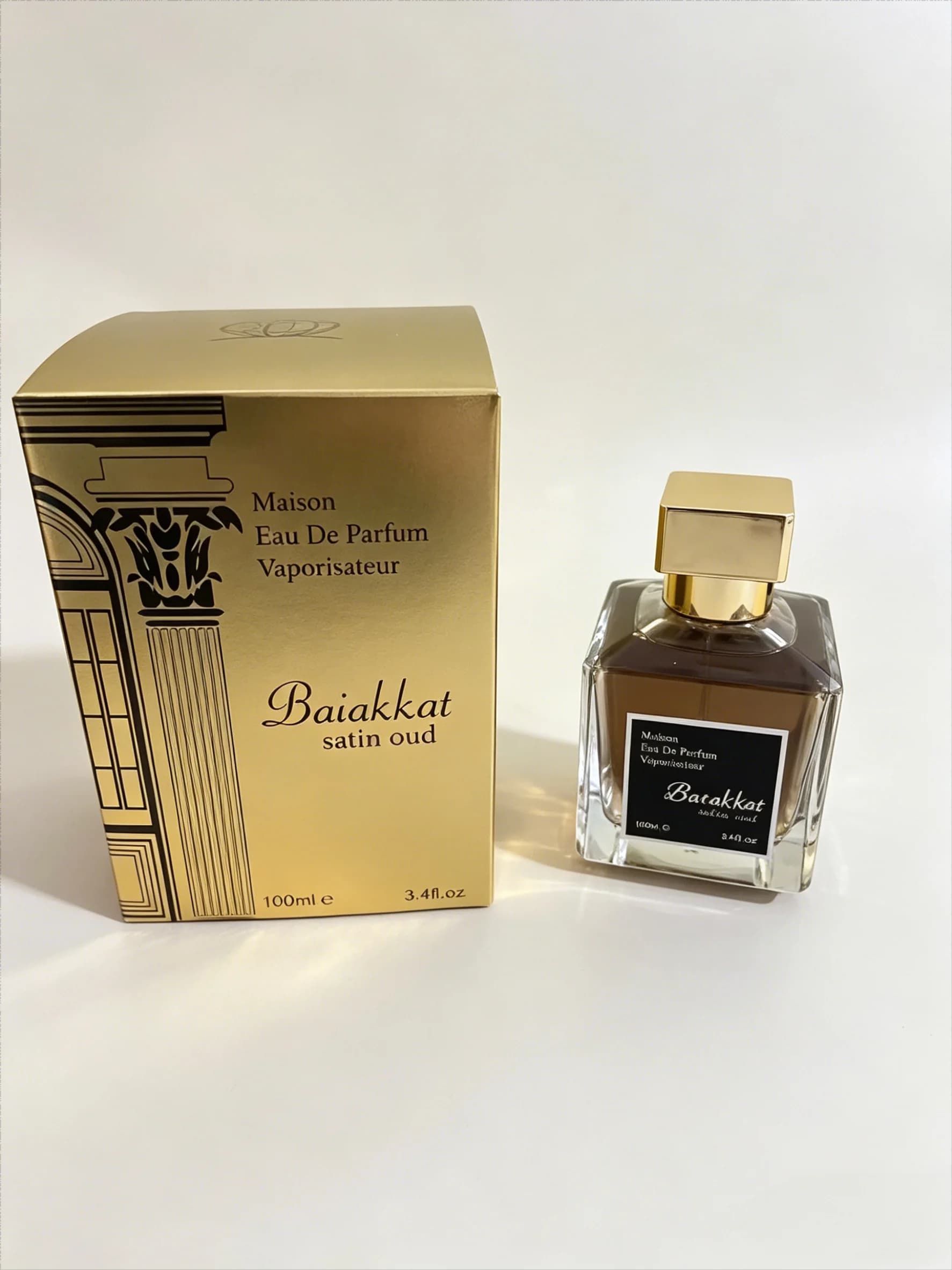 Baiakkat Satin Oud Eau de Parfum 100ML, Lussuosa Fragranza Araba all'Oud per Uomo, Profumo Legnoso Speziato a Lunga Durata, Premium del Medio Oriente