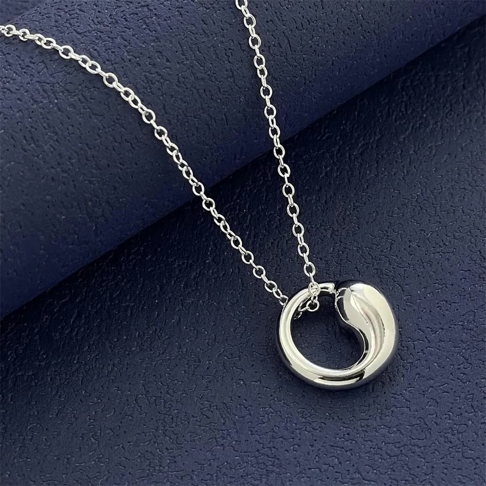 Collana con Ciondolo Cerchio Tai Chi in Argento Sterling 925 per Signore e Coppie, Gioiello Semplice e Lussuoso per Banchetti, Matrimoni, Compleanni, Regalo