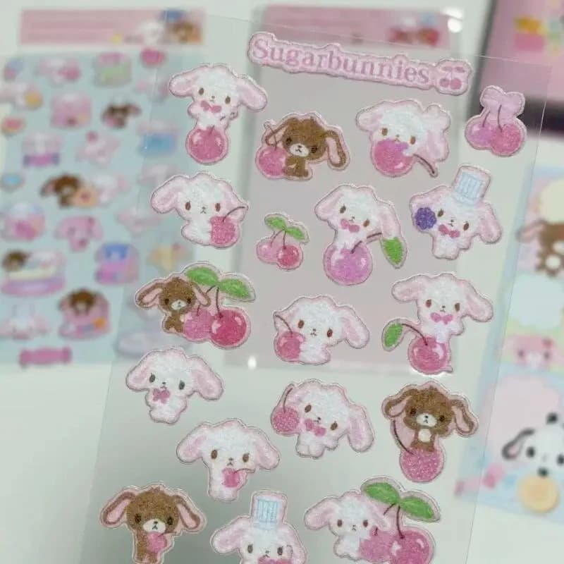2026 NUOVO Sugarbunnies Cartoon Cherry Tea Party Adesivi in Feltro Strawberryusa Blueberryusa Kawaii Adesivi Fai da Te Regalo per Ragazze