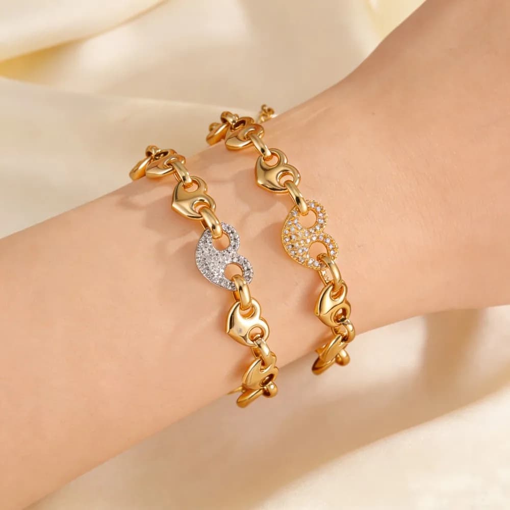 Fashion Stainless Steel Heart-Shaped Bracelet Micro Inlaid Zircon Heart Pendant Love Jewelry Gift