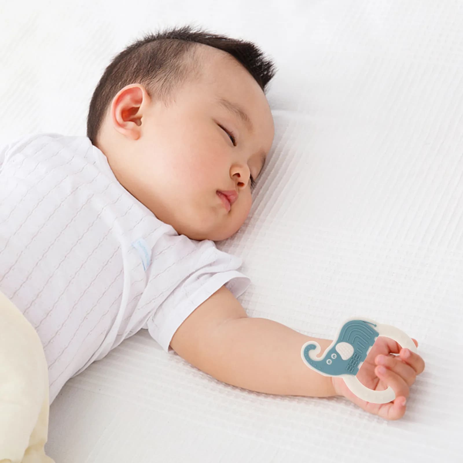 Anello da masticare in silicone per neonati, anello sensoriale per la dentizione, per alleviare il dolore dei molari, giocattolo per la masticazione del bambino, strumento per lo sviluppo dei denti del bambino