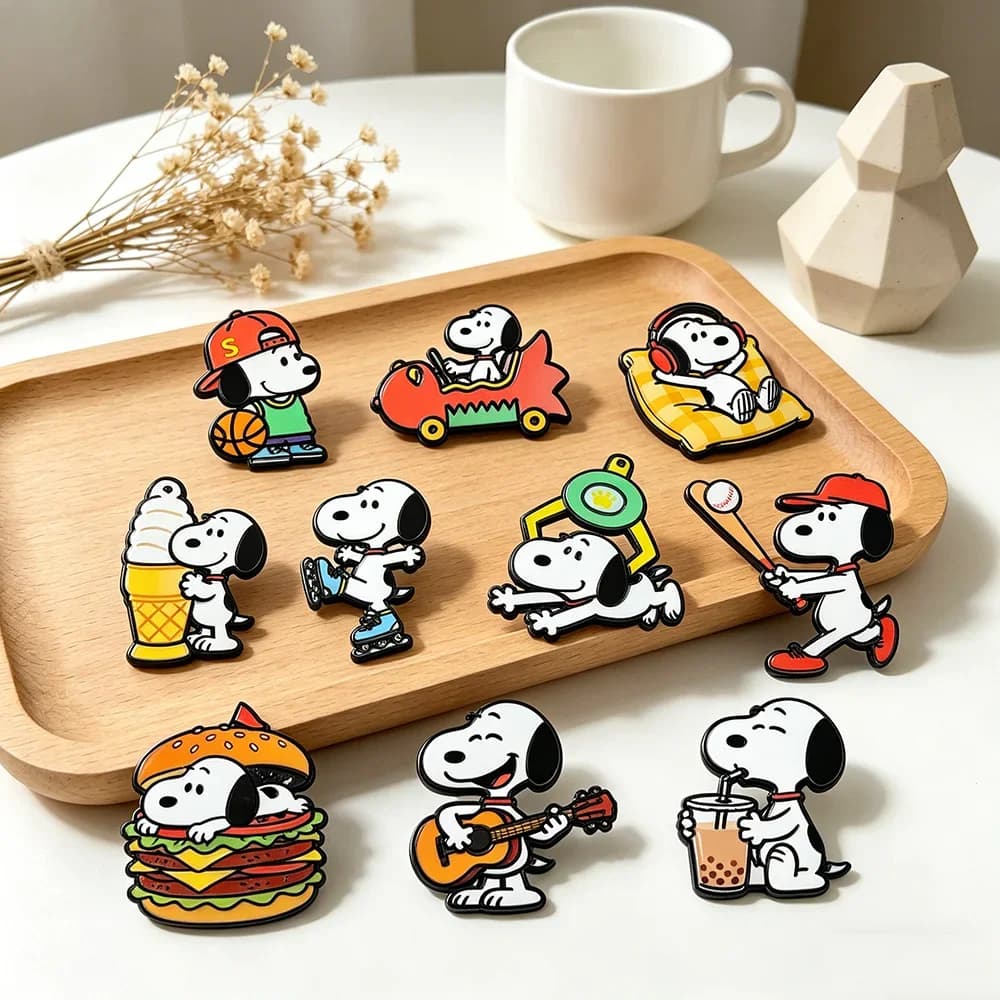 Set da 5-10 Pezzi di Spille in Smalto Snoopy, Simpatico Cane Cartone Animato, Serie Tè Pomeridiano, Spille da Bavero per Vestiti e Zaini, Regalo per Amici