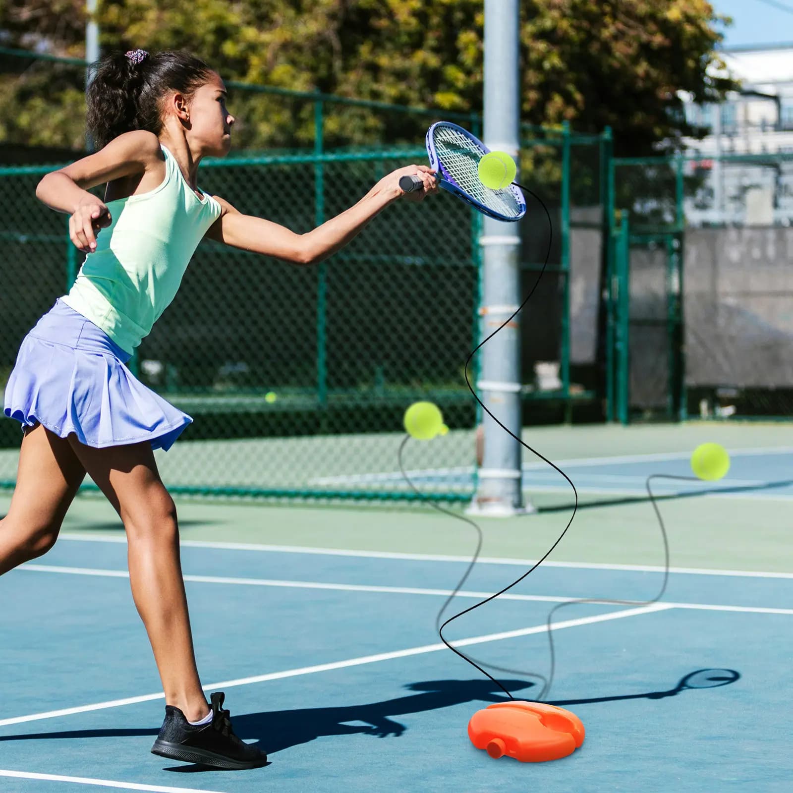 Set di Attrezzature per Allenamento Tennis Principianti, Trainer con Corda Elastica per Rimbalzo, Sistema di Ritorno Palla, Base Portatile Riempibile per Interni