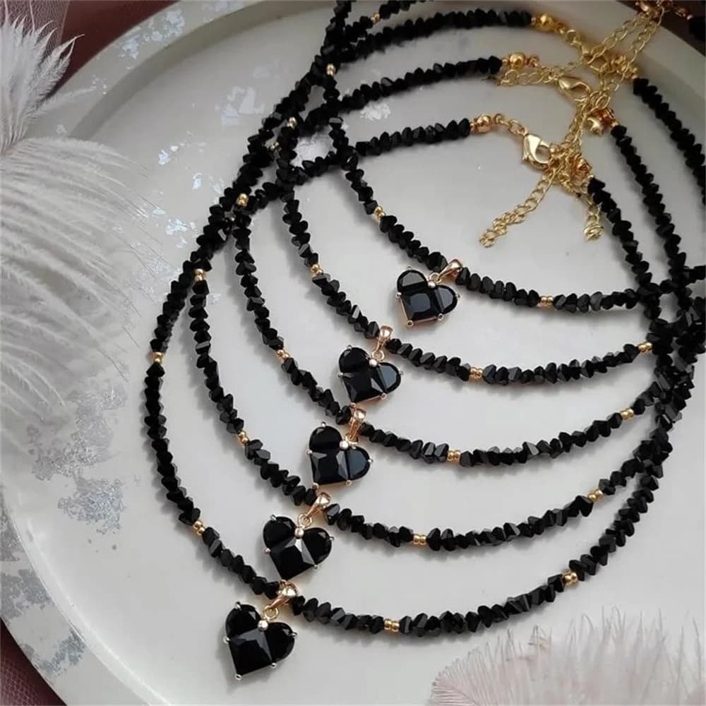 Collana con ciondolo a forma di cuore con zirconi sexy vintage di moda per le donne Gioielli con catena di cristallo trasparente barocca geometrica femminile Boho