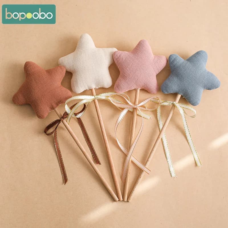 1PC Del Bambino Sonaglio Giocattolo di Legno di Faggio Stella Bacchetta Magica di Legno Legno Dentizione Roditore Accessori Infermieristici Giocattoli Montessori Gioca Palestra Giocattolo